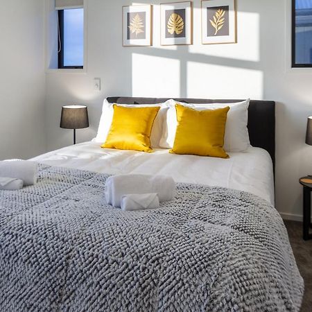 3 Bedroom 2 Bath Central City Κράισττσερτς Εξωτερικό φωτογραφία