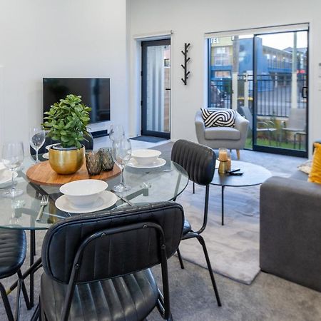 3 Bedroom 2 Bath Central City Κράισττσερτς Εξωτερικό φωτογραφία