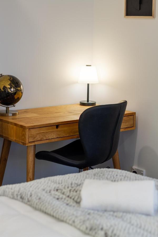 3 Bedroom 2 Bath Central City Κράισττσερτς Εξωτερικό φωτογραφία